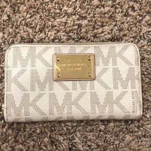 Michael Kors Clutch